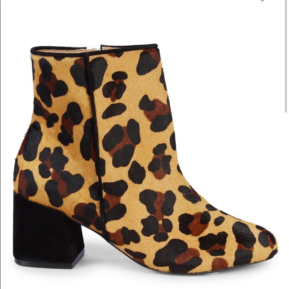 New authentic shutz boots retails $290